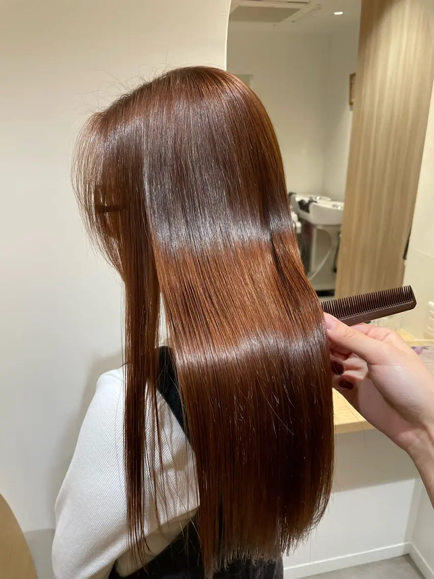 ロング カラー トリートメント MIKU .のヘアスタイル