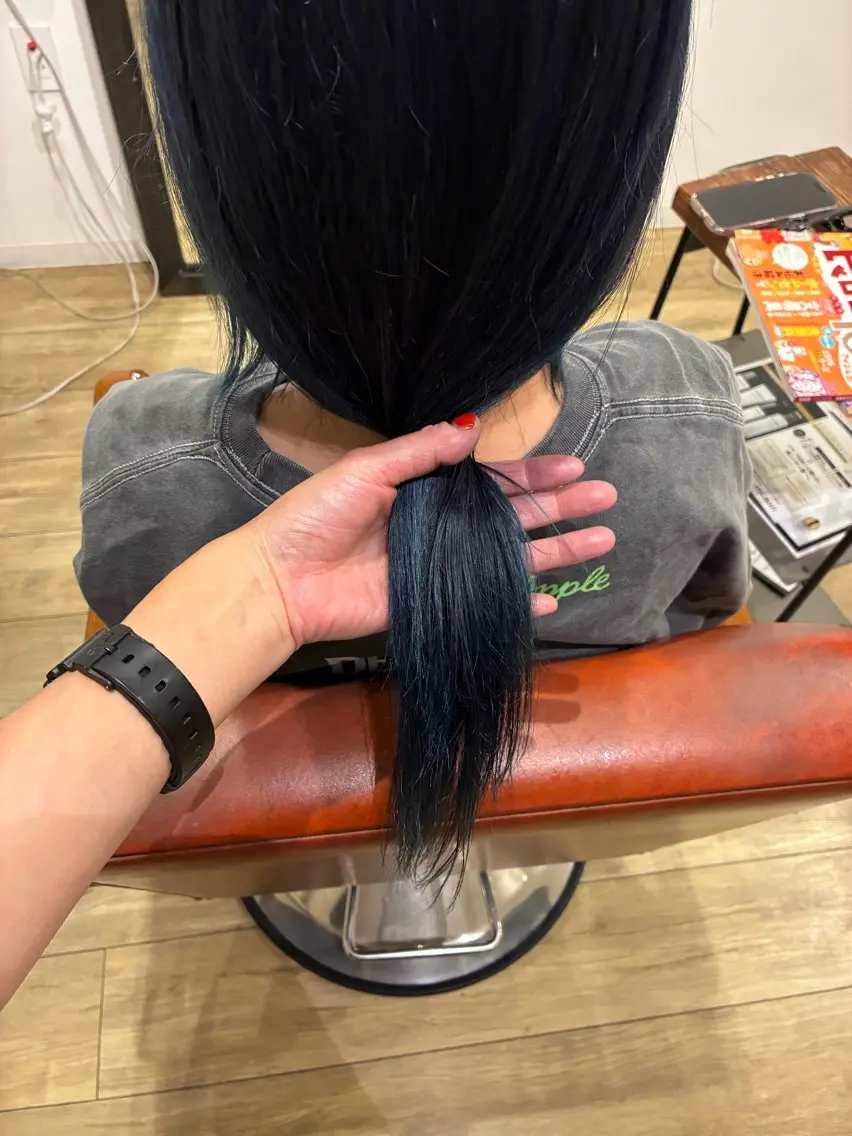 カラー 清水 美香のヘアスタイル
