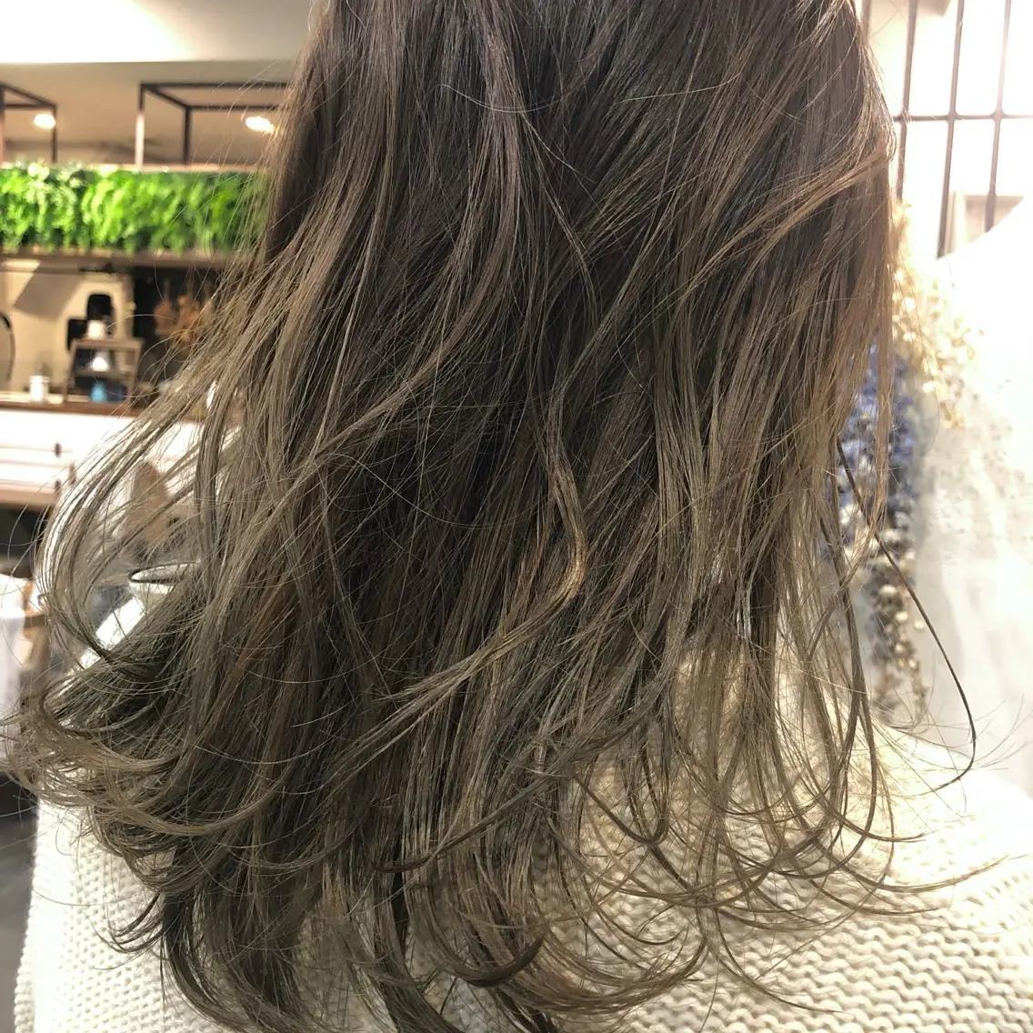 ロング カラー グラデーションカラー Gardenhair 小笠原篤矢ショートのヘアスタイル