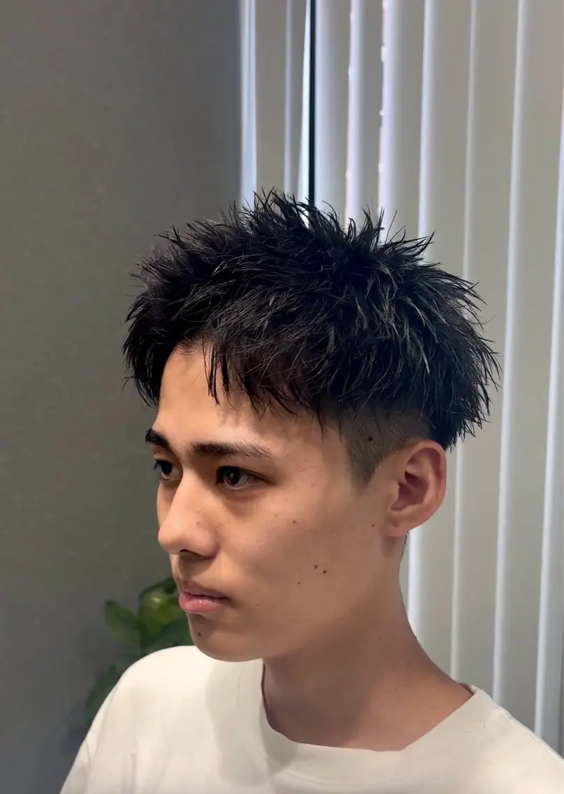 ショート メンズ アップバング ショートヘア 笹川 勇斗のヘアスタイル