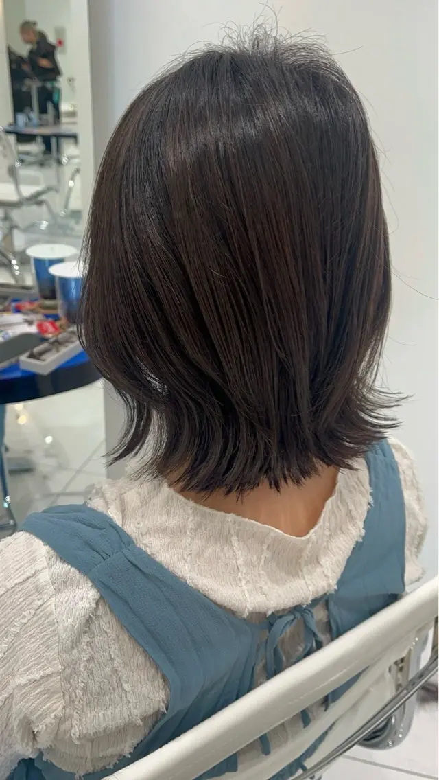 ミディアム 金 順惠のヘアスタイル