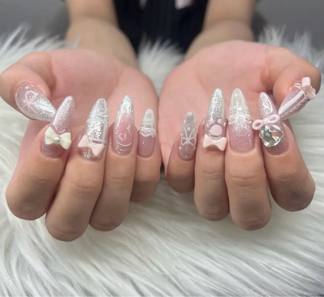ネイル ハンドネイル T.Lee Nail Lilyのネイルデザイン