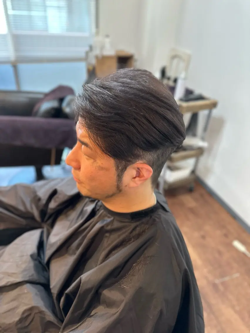 ミディアム カラー メンズ カット ヘアカラー トリートメント Luzir⭐︎ GEN⭐︎のヘアスタイル