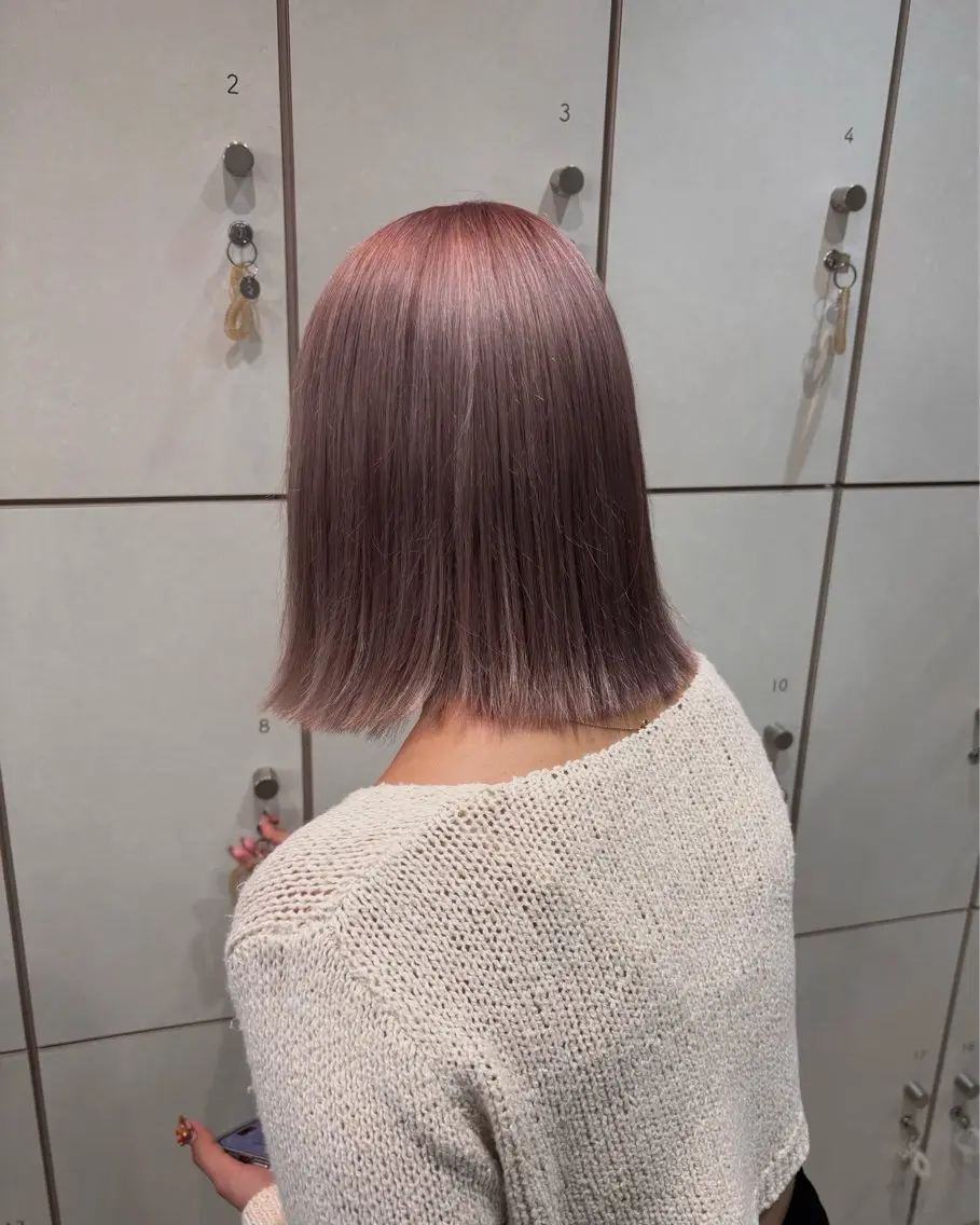 ショート カラー ベージュカラー ブリーチ ハイトーンカラー ピンクカラー ピンクベージュ ボブ/ショート/金田 夏葵のヘアスタイル