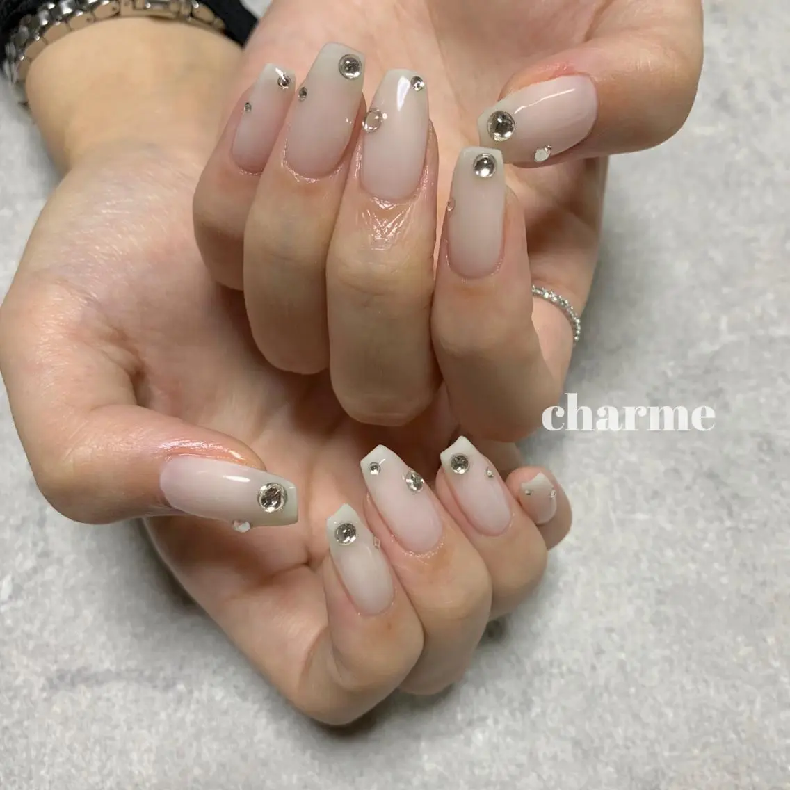 ネイル ワンカラーネイル シンプルネイル . SHIORIのネイルデザイン