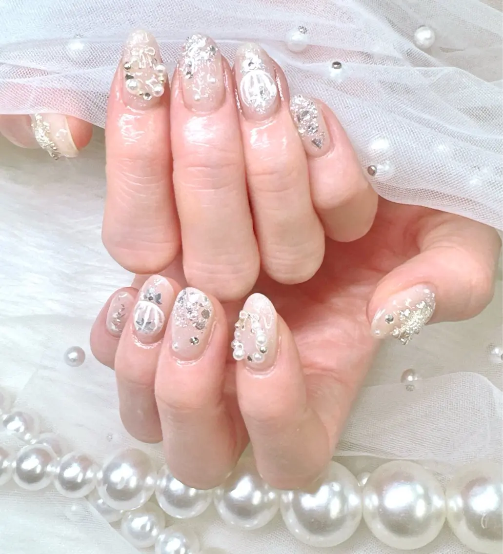 ネイル フレンチネイル ジェルネイル ガラスフレンチ キラキラネイル ロングネイル Queeens nailのネイルデザイン