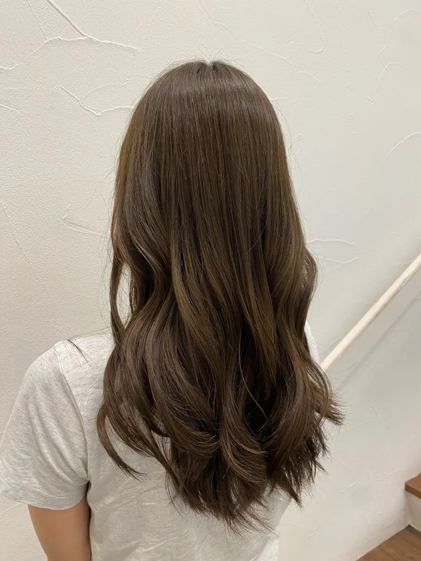 ロング カラー Ash中目黒店 榊間茜のヘアスタイル