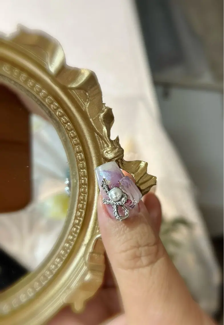 セミロング めぐみのネイルサロン スタッフ練習のネイルデザイン