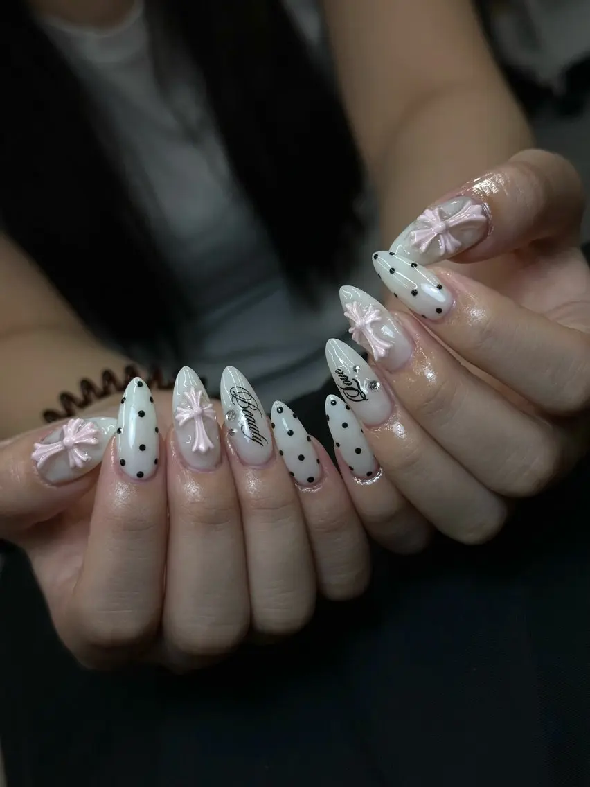 ネイル Iconic Nailのネイルデザイン
