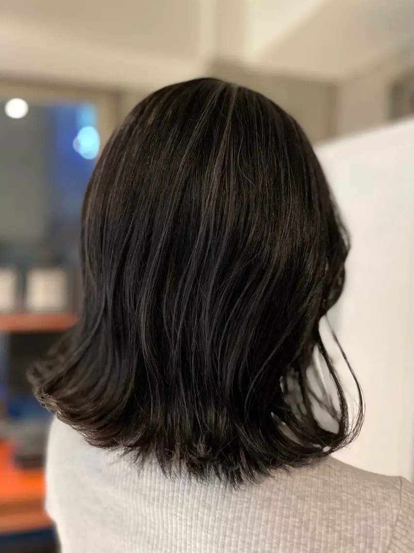 ミディアム ハイライト aletta Rinaのヘアスタイル