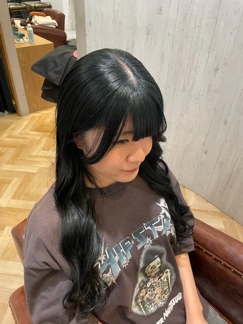 ロング カラー ブルーカラー 透明感カラー ちば さやのヘアスタイル