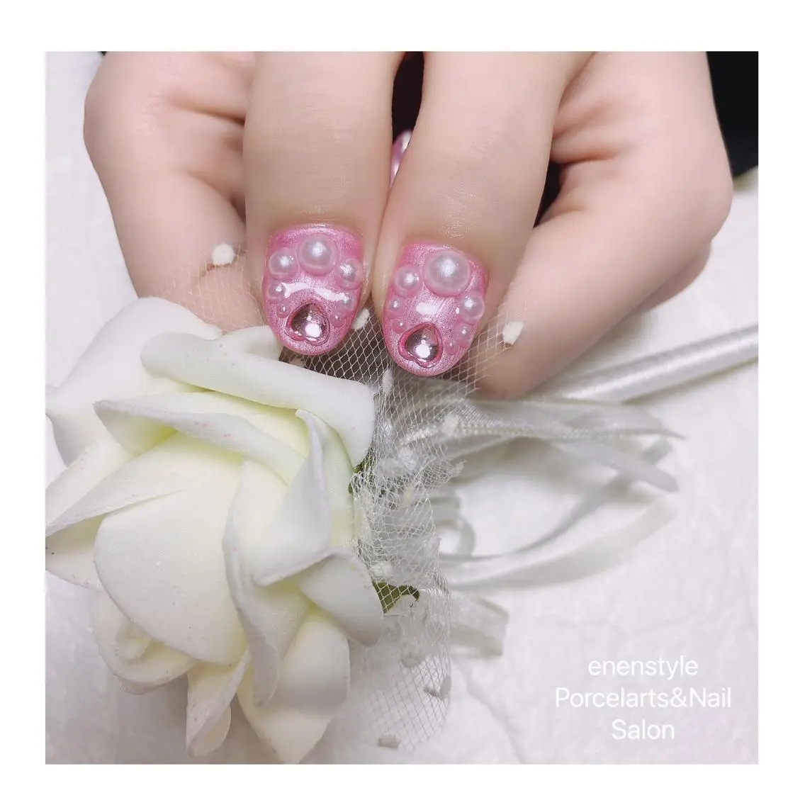ミディアム ネイル ハンドネイル 🐾enen style 🐾のネイルデザイン