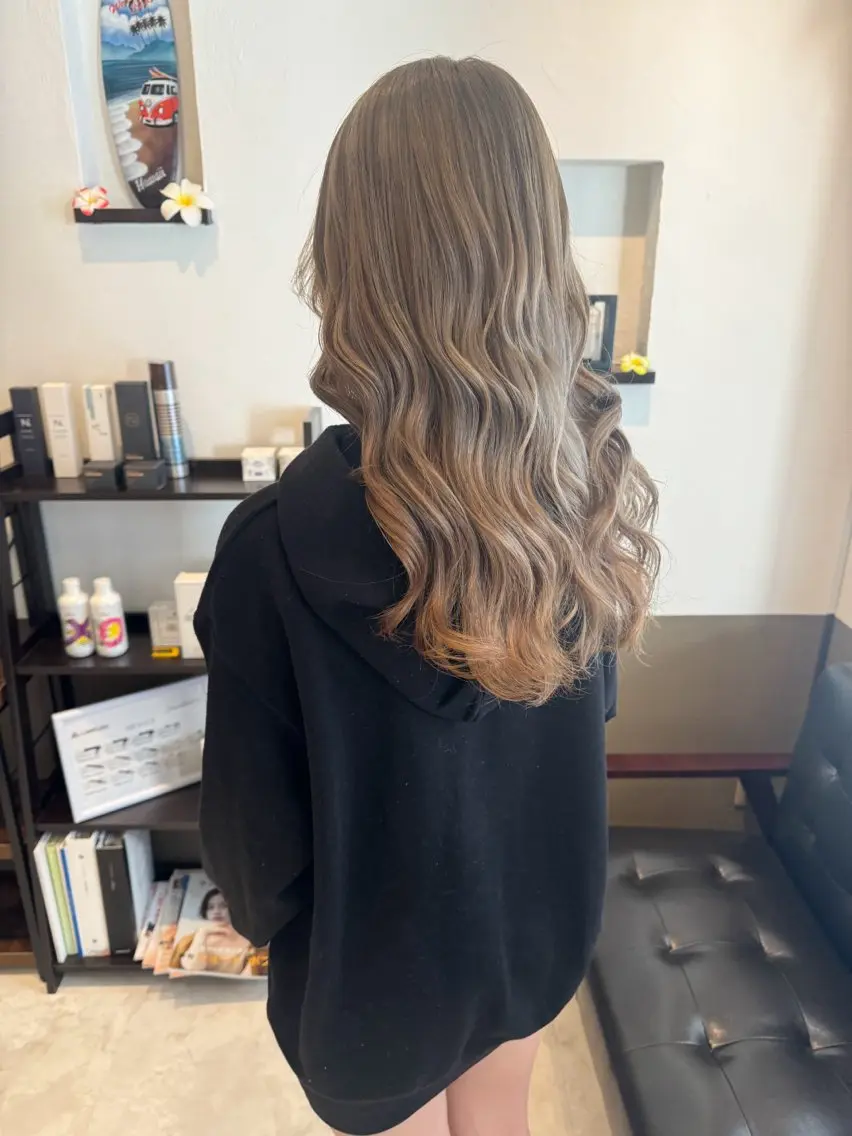 ロング カラー 坂井田 浩樹のヘアスタイル