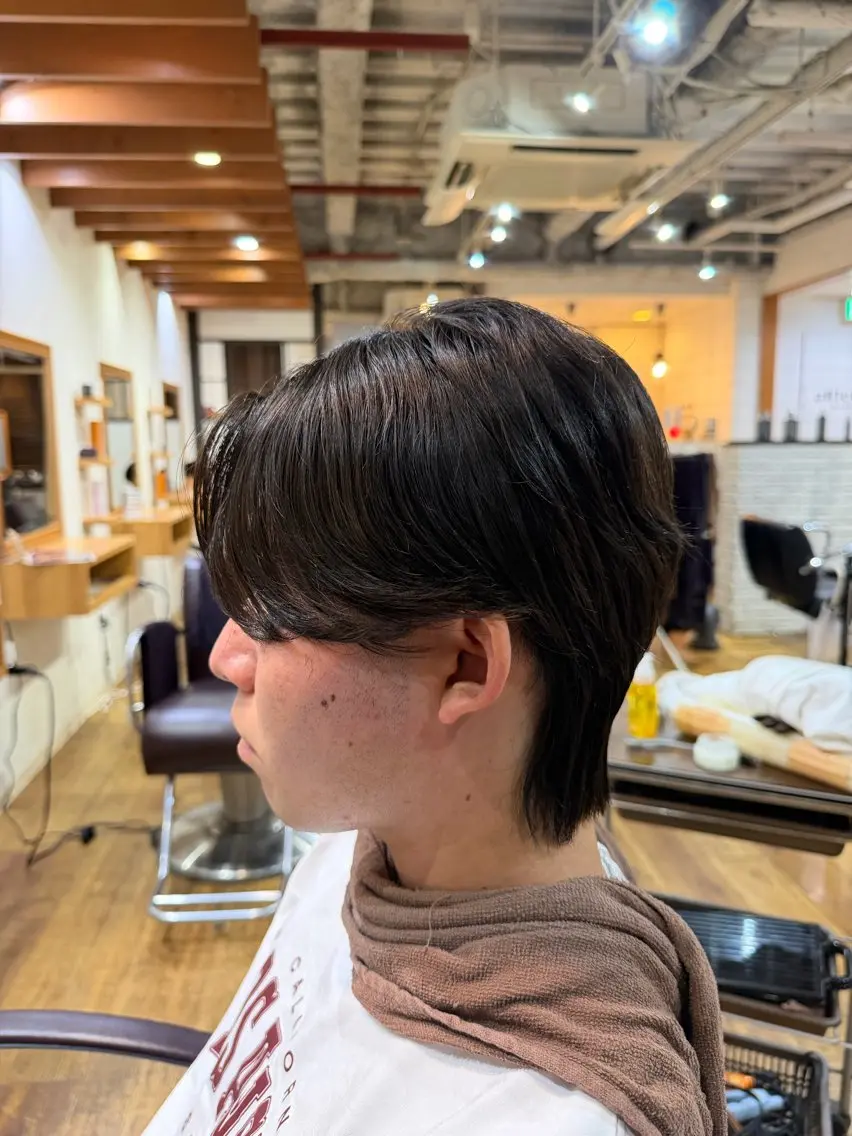 ショート メンズ センターパート 縮毛矯正 メンズカット/妹脊 健斗のヘアスタイル