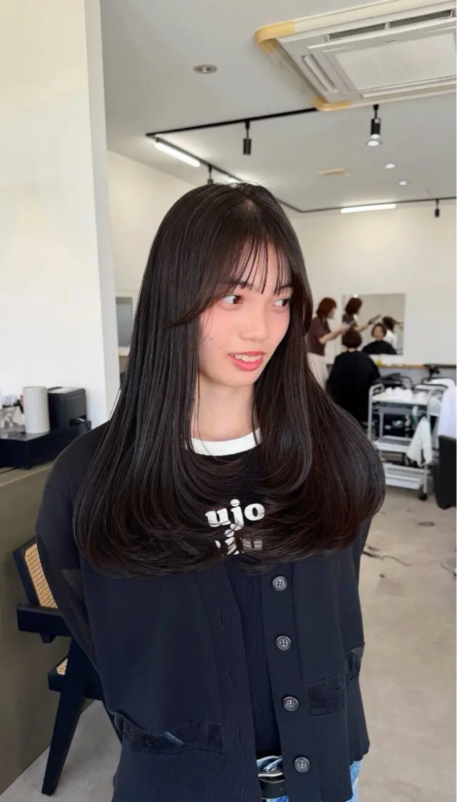 ロング レイヤーカット カット 切りっぱなしボブ 👩🏼ミニボブのヘアスタイル