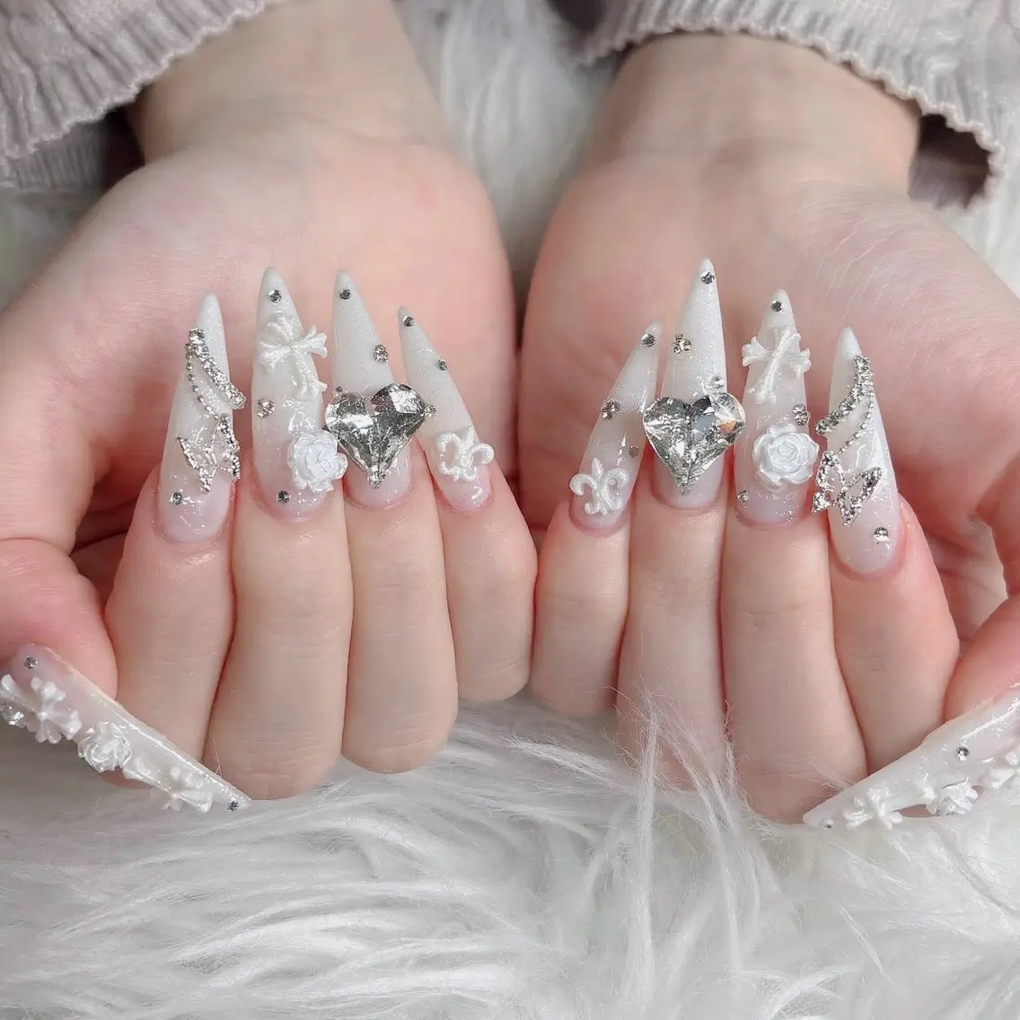 ネイル フットネイル フレンチネイル グラデーション 韓国ネイル ロングネイル ハンドネイル Hani Nail Salonのネイルデザイン