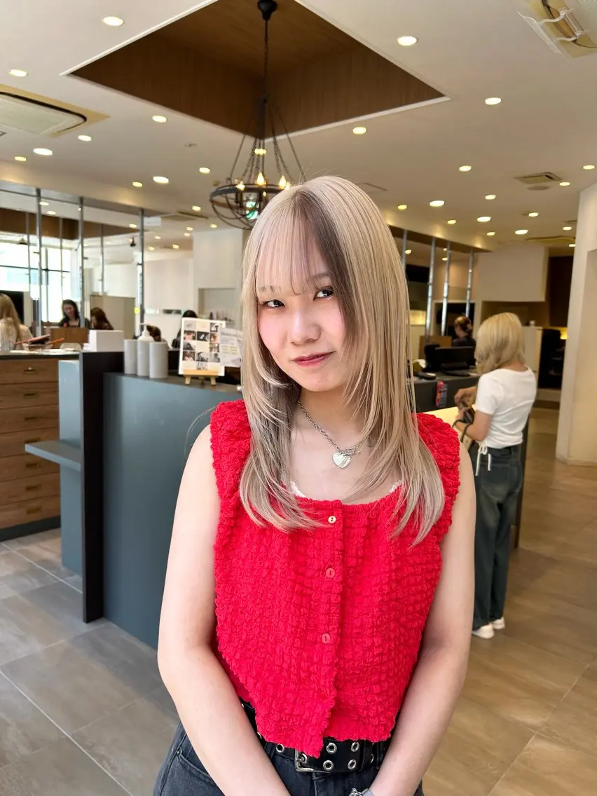 ミディアム カラー 髪質改善/ハイトーン /デザイン見正 恵弥のヘアスタイル
