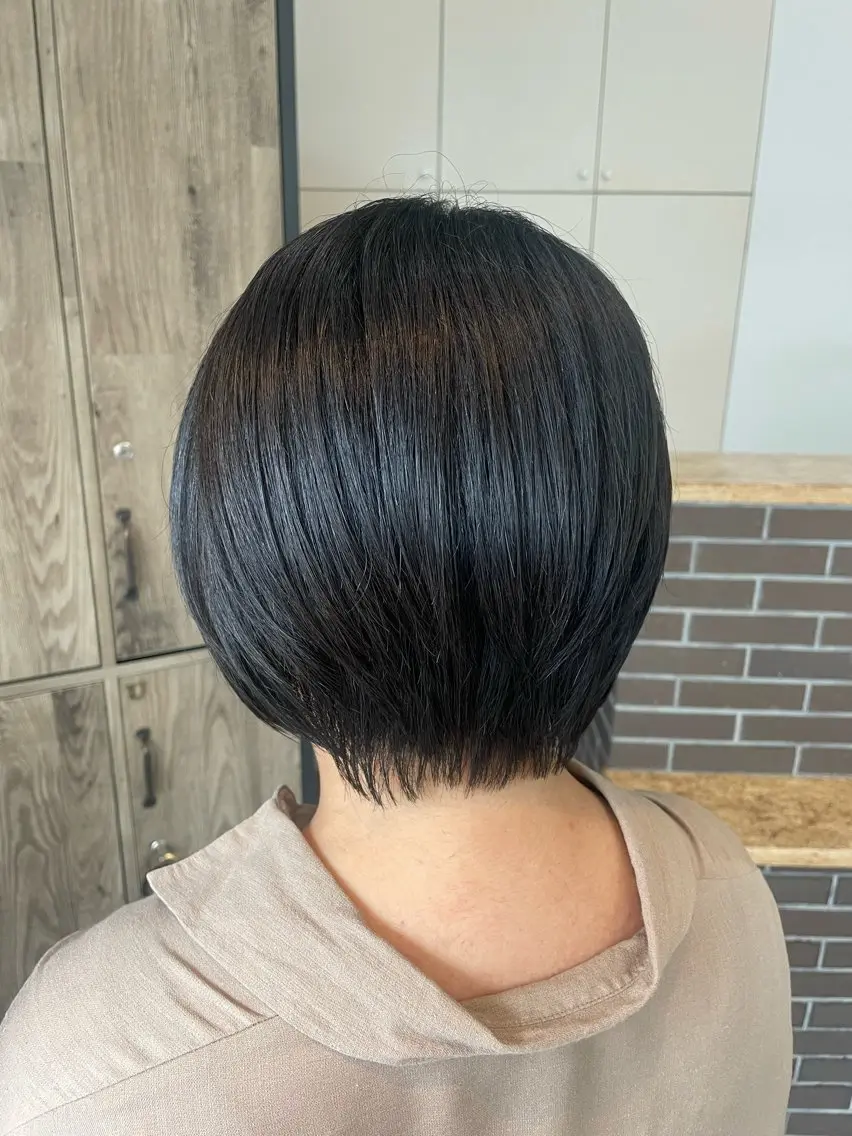 ショート 新岡 萌乃のヘアスタイル