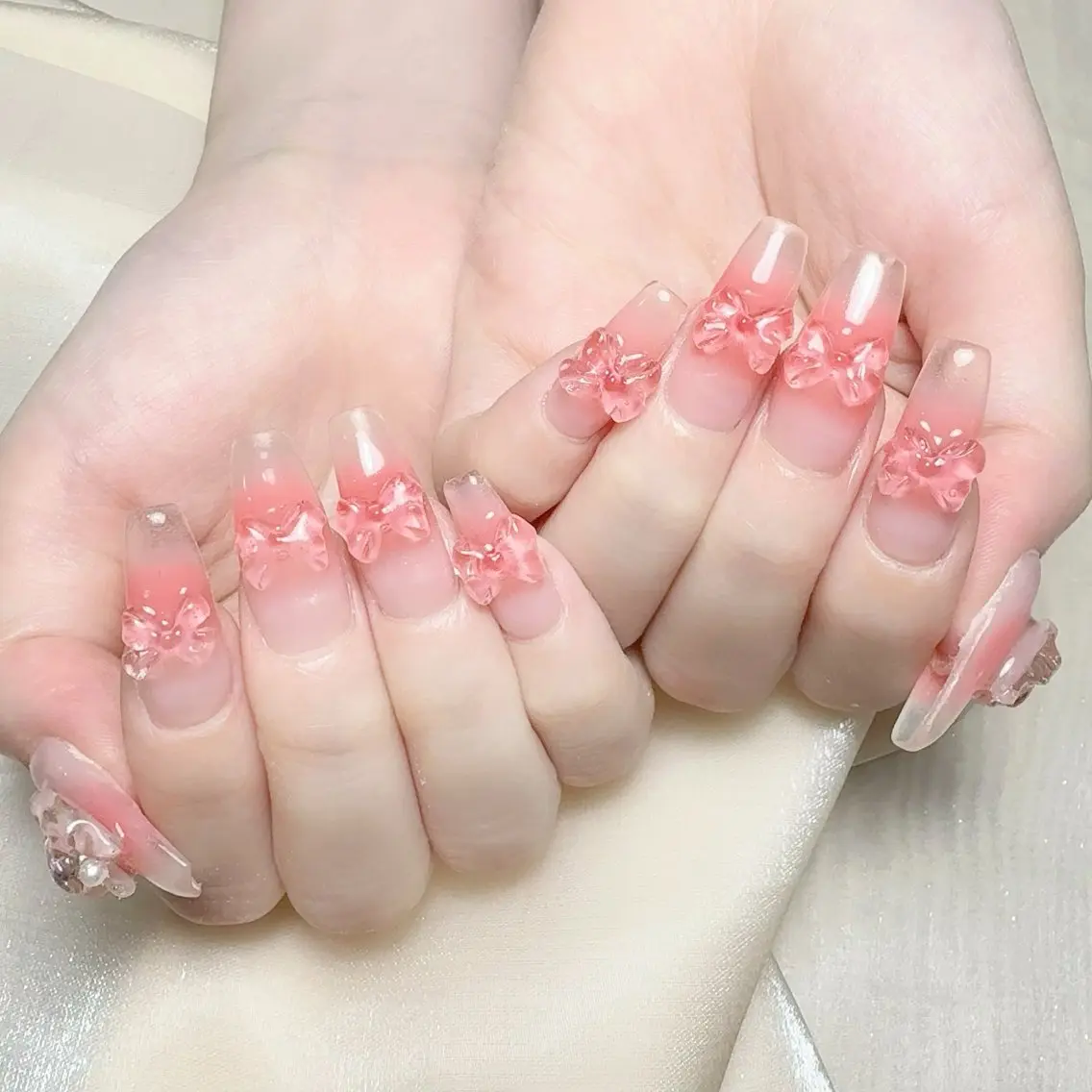 メンズ ネイル メンズ韓国風 アートネイル オーロラネイル ガーリー キラキラネイル ハンドネイル Nail salon 木にいるのネイルデザイン