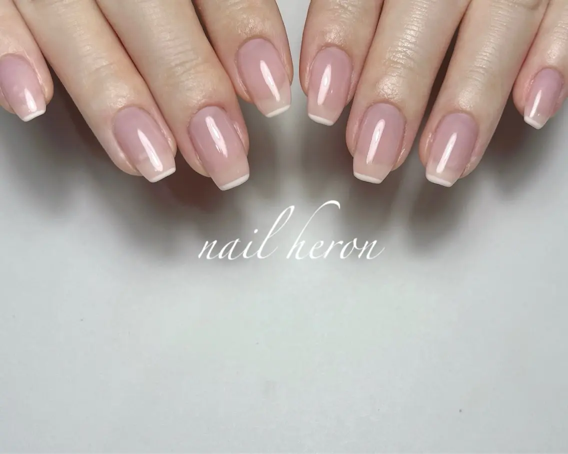 ネイル フレンチネイル ハンドネイル saki_ nail heronのネイルデザイン