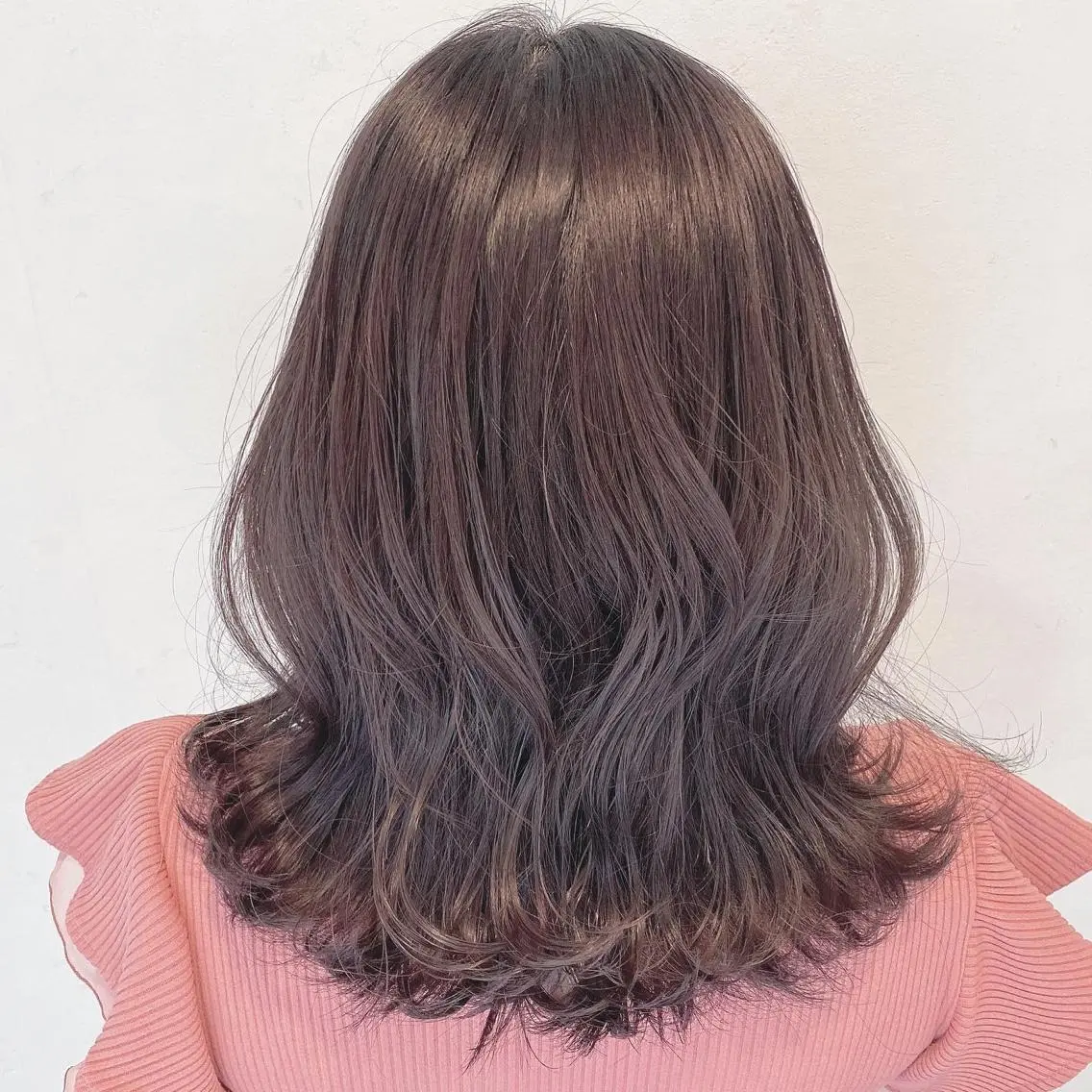 ミディアム カラー 伊藤 さやかのヘアスタイル