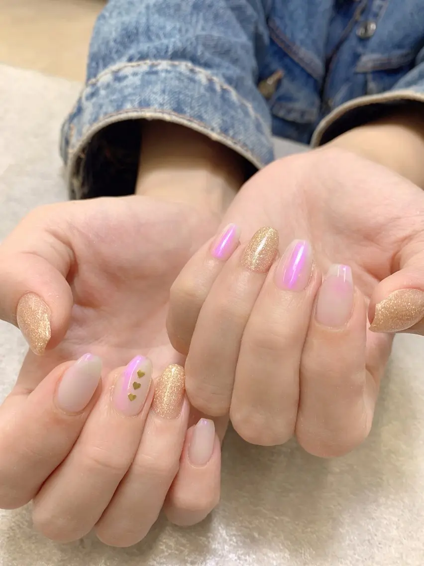 ネイル ハート ハンドネイル Sari ✳︎のネイルデザイン
