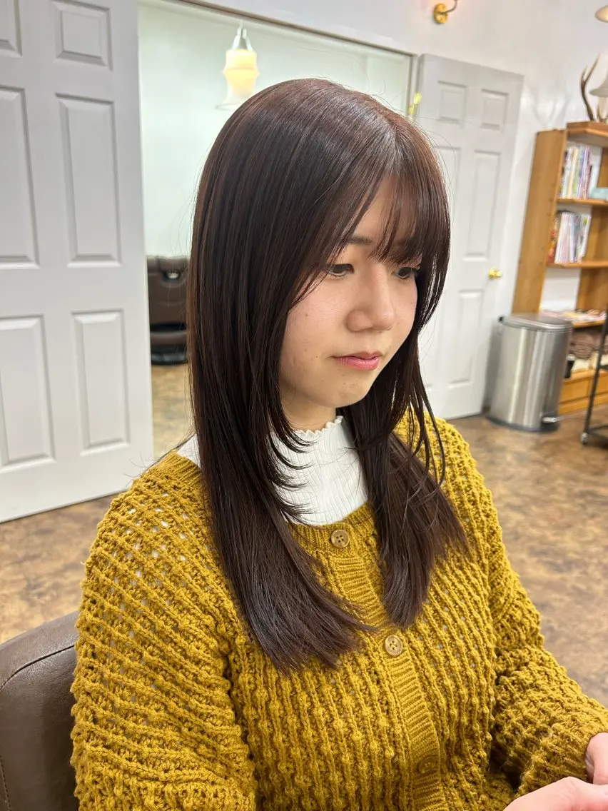 ロング レイヤーカット ヘアカラー トリートメント YUIMARL SUZUKAのヘアスタイル