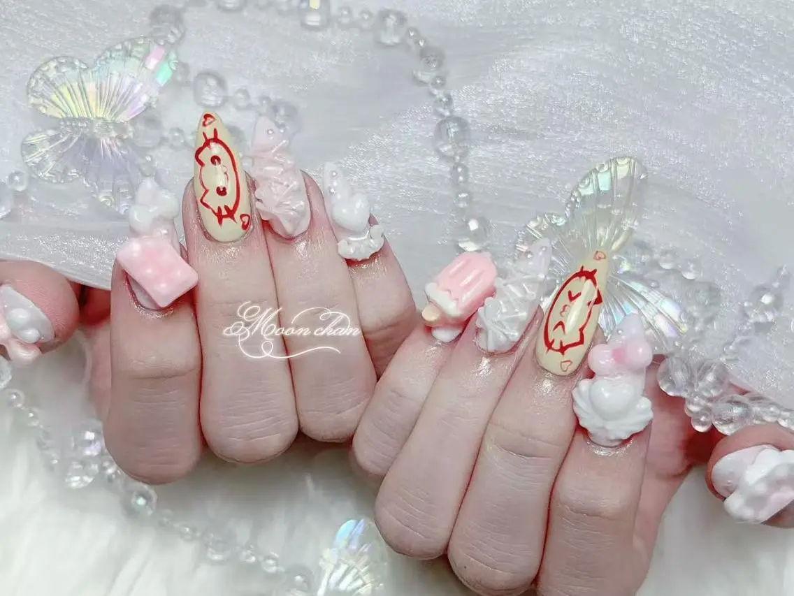 ネイル 長さ出し キラキラネイル 韓国ネイル ロングネイル マグネットネイル MochiMochi 🎀新宿／長さ出しのネイルデザイン