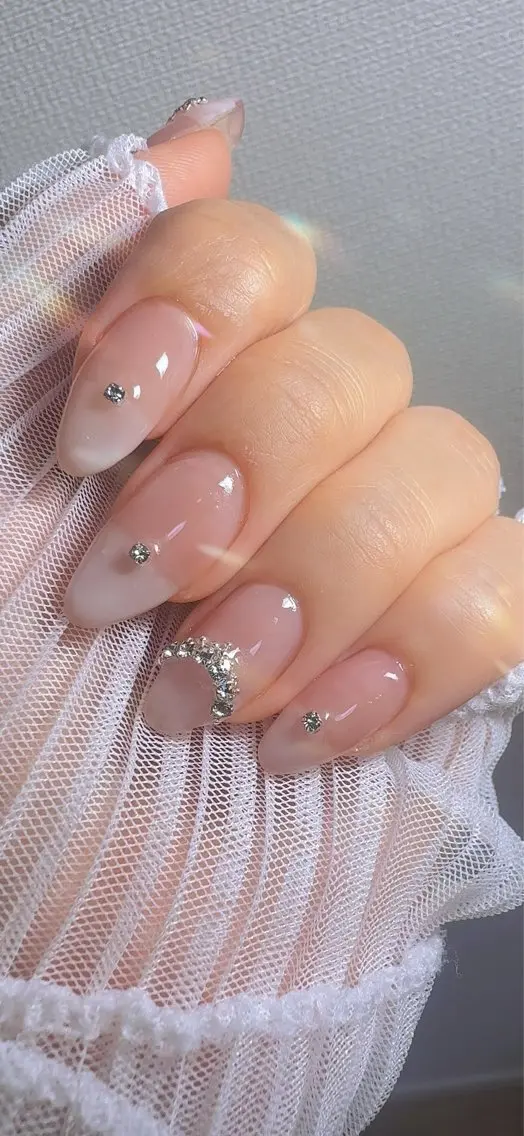 ネイル キラキラネイル ワンホンネイル nailsalon urümのネイルデザイン
