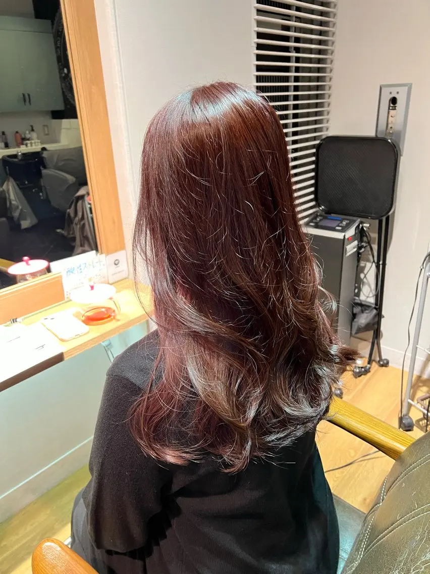 ロング カラー ブリーチ ピンクカラー レッドカラー ヘアカラー トリートメント ツキダテ ユイのヘアスタイル