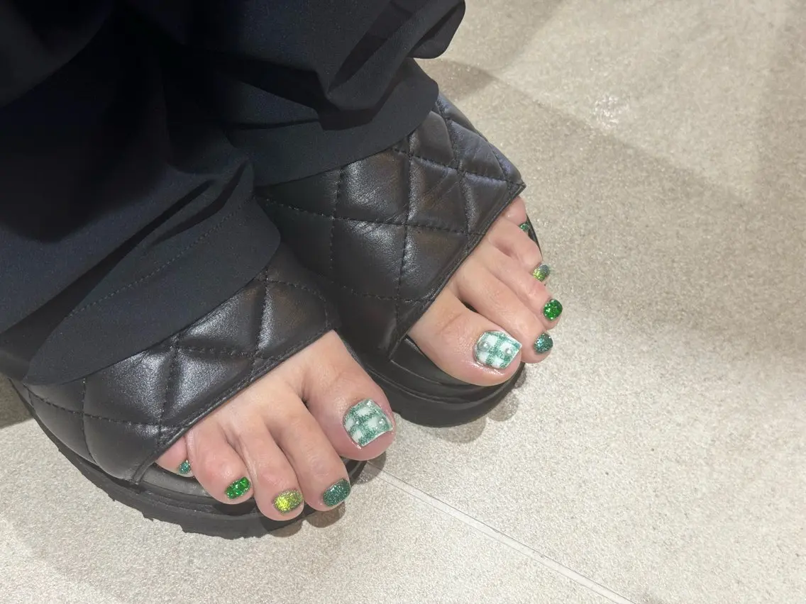 ネイル ネイリスト HANAのネイルデザイン