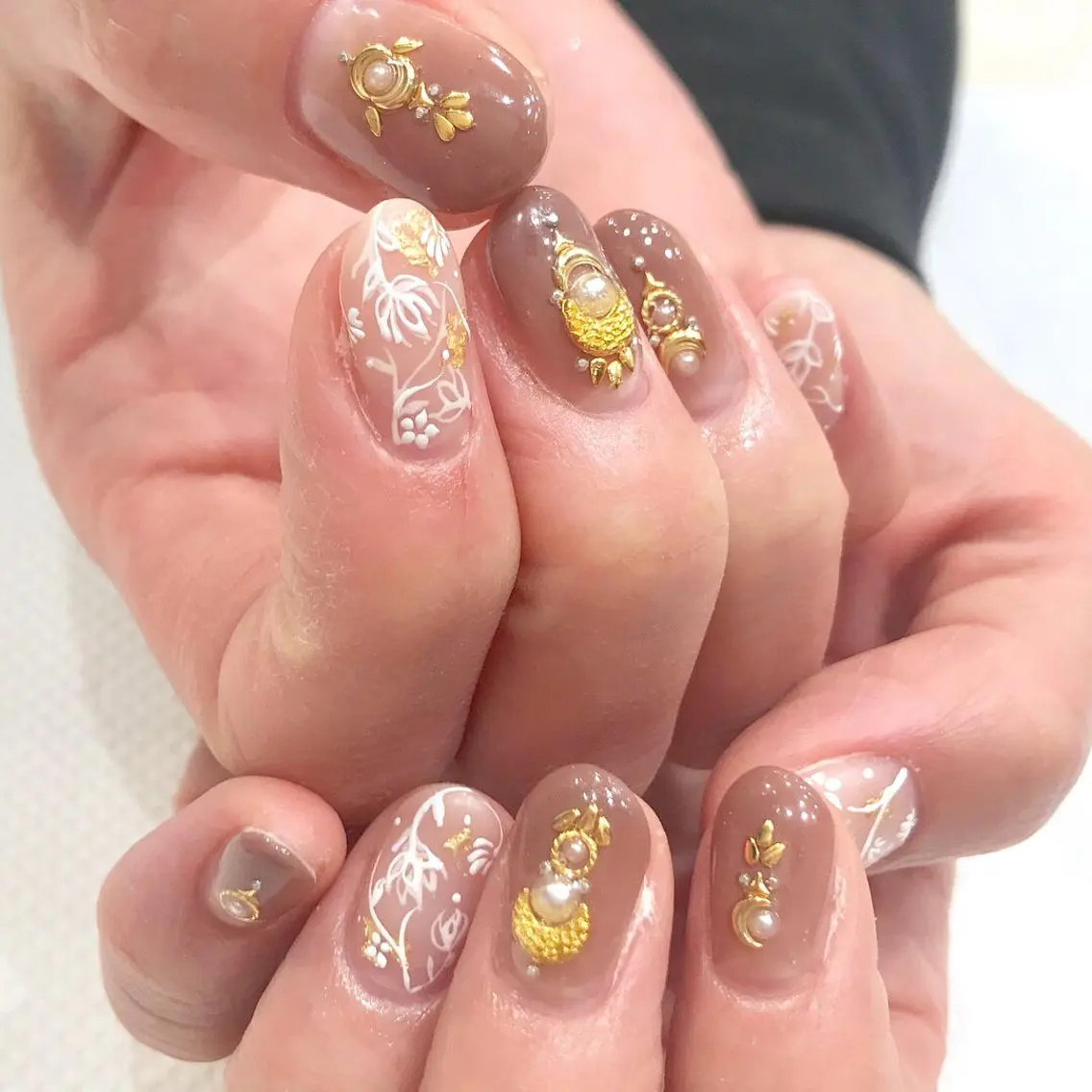 ネイル アートネイル ブラウン Ash関内ネイリスト 荒木のネイルデザイン
