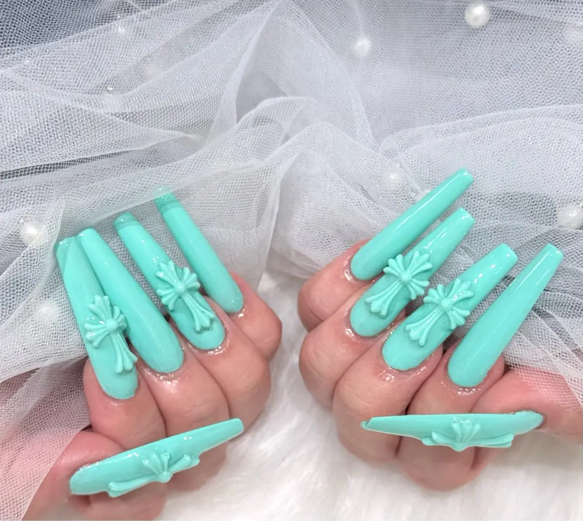 ネイル ブルー 韓国ネイル ロングネイル ワンカラーネイル シンプルネイル ハンドネイル RINA Nail_Royalのネイルデザイン