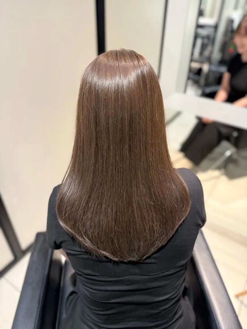 セミロング カラー ベージュカラー ブリーチ ダブルカラー ブリーチなしカラー カット ヘアカラー トリートメント グレージュ/レイヤー /韓国ヘア/RISAのヘアスタイル