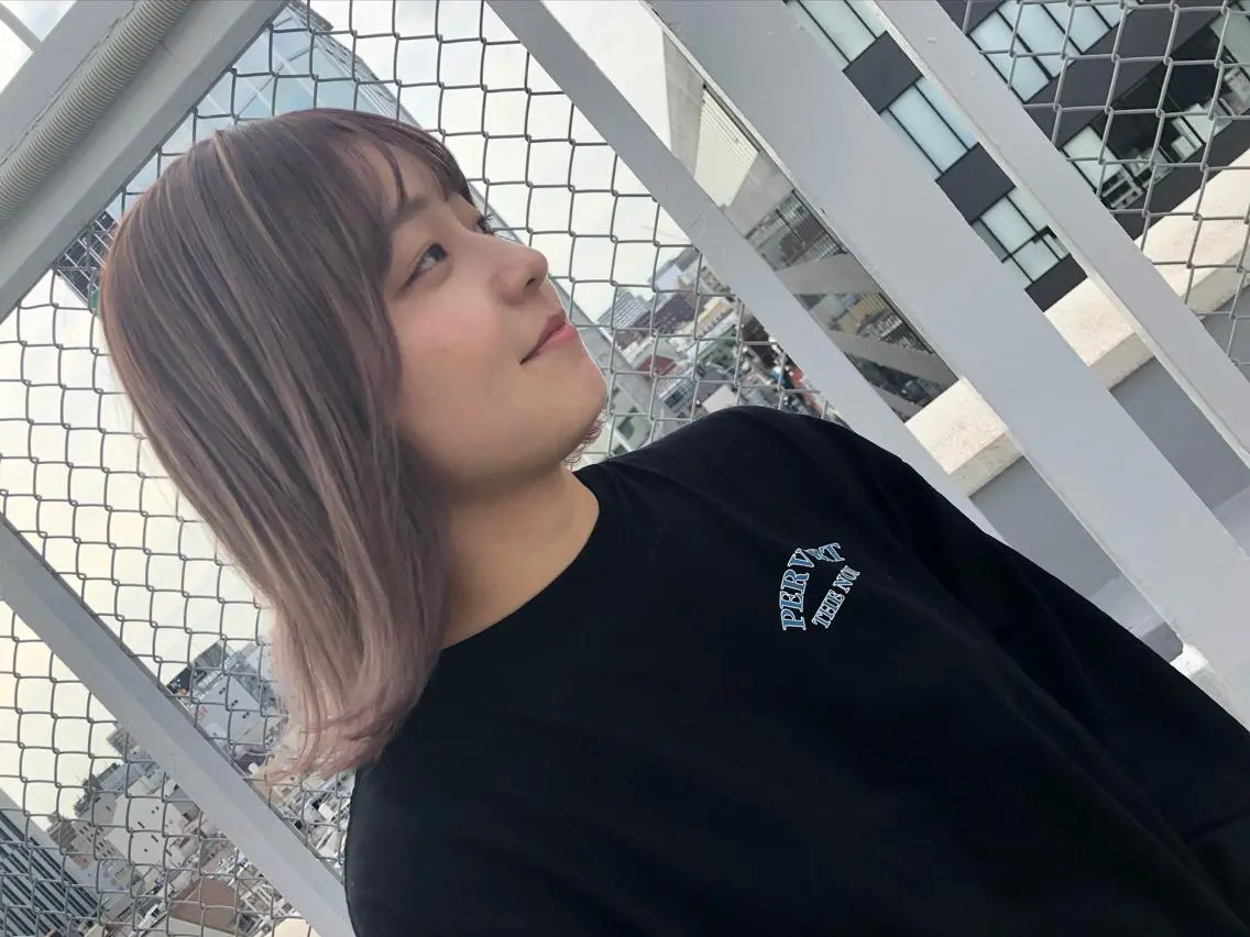 ミディアム カラー 韓国風レイヤーカット 松葉翔のヘアスタイル