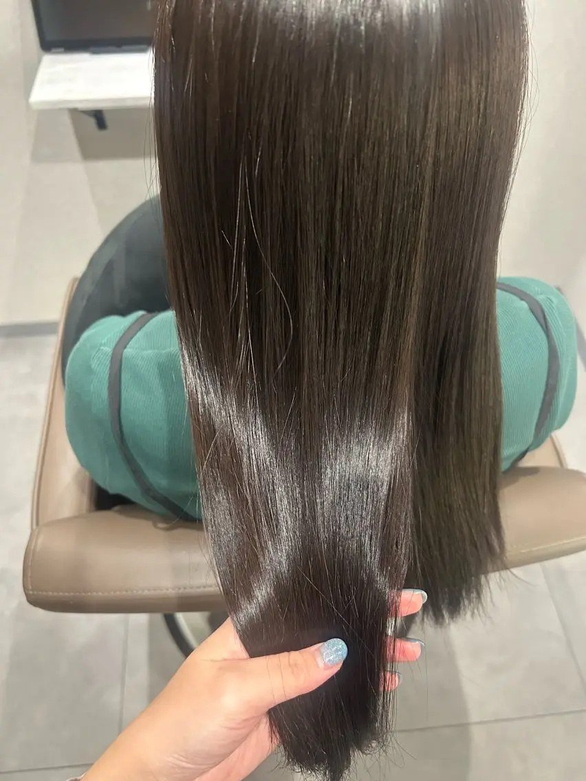 セミロング カット ヘアカラー 🎀赤み消し カラーyui🎀のヘアスタイル