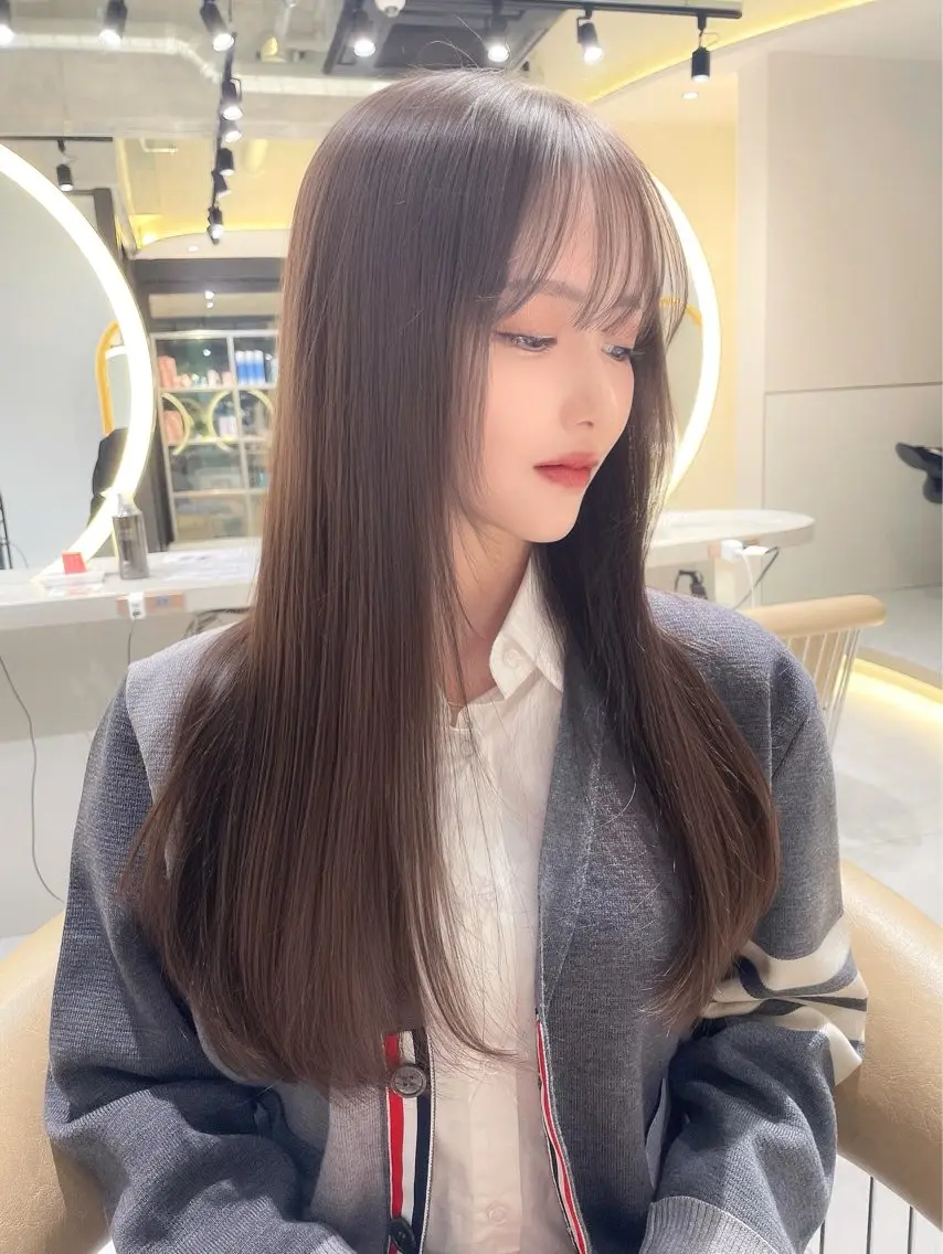 ロング 縮毛矯正 トリートメント 福岡縮毛矯正✨️ ストレート 向井和輝のヘアスタイル