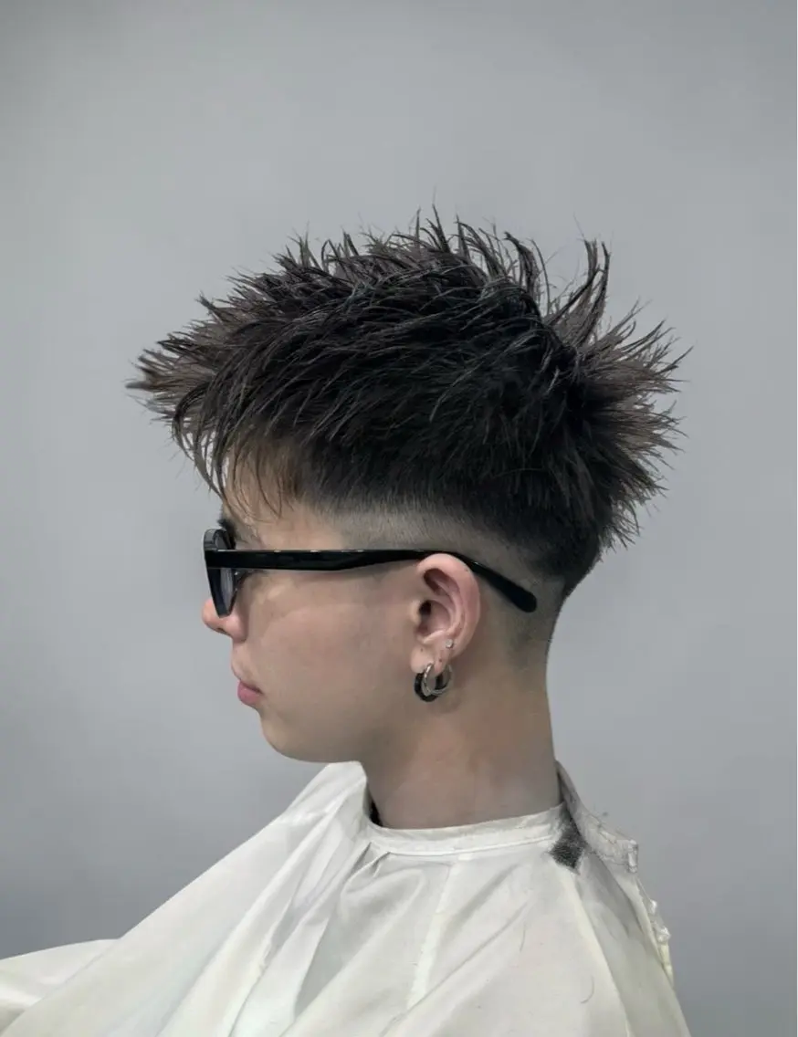 ショート メンズ フェードカット メンズショート ショートヘア カット メンズカット特化🐺 メンズウルフ/置塩祥のヘアスタイル