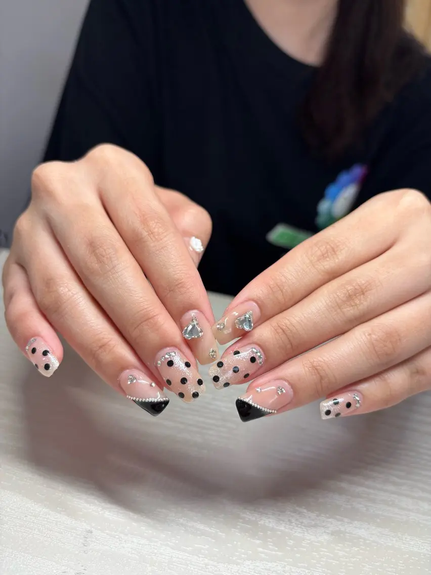 ネイル I pinknail 韓国風·持ち込み専門のネイルデザイン