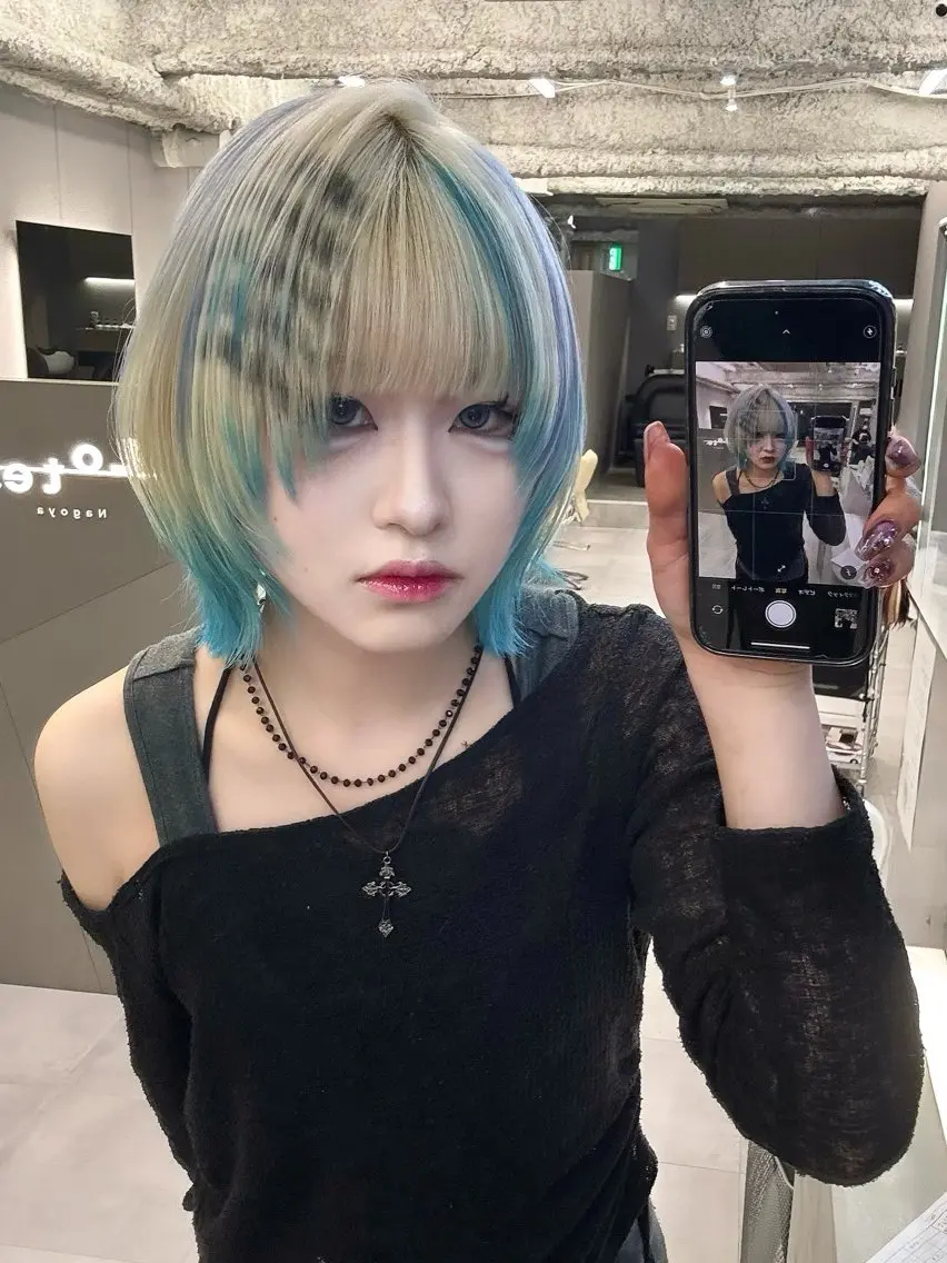 ショート カラー ブロンド デザインカラー ヘアカラー ハイトーン/名古屋 Hinakiのヘアスタイル