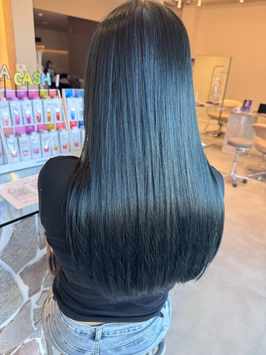 ロング 縮毛矯正 秋元 菜摘のヘアスタイル