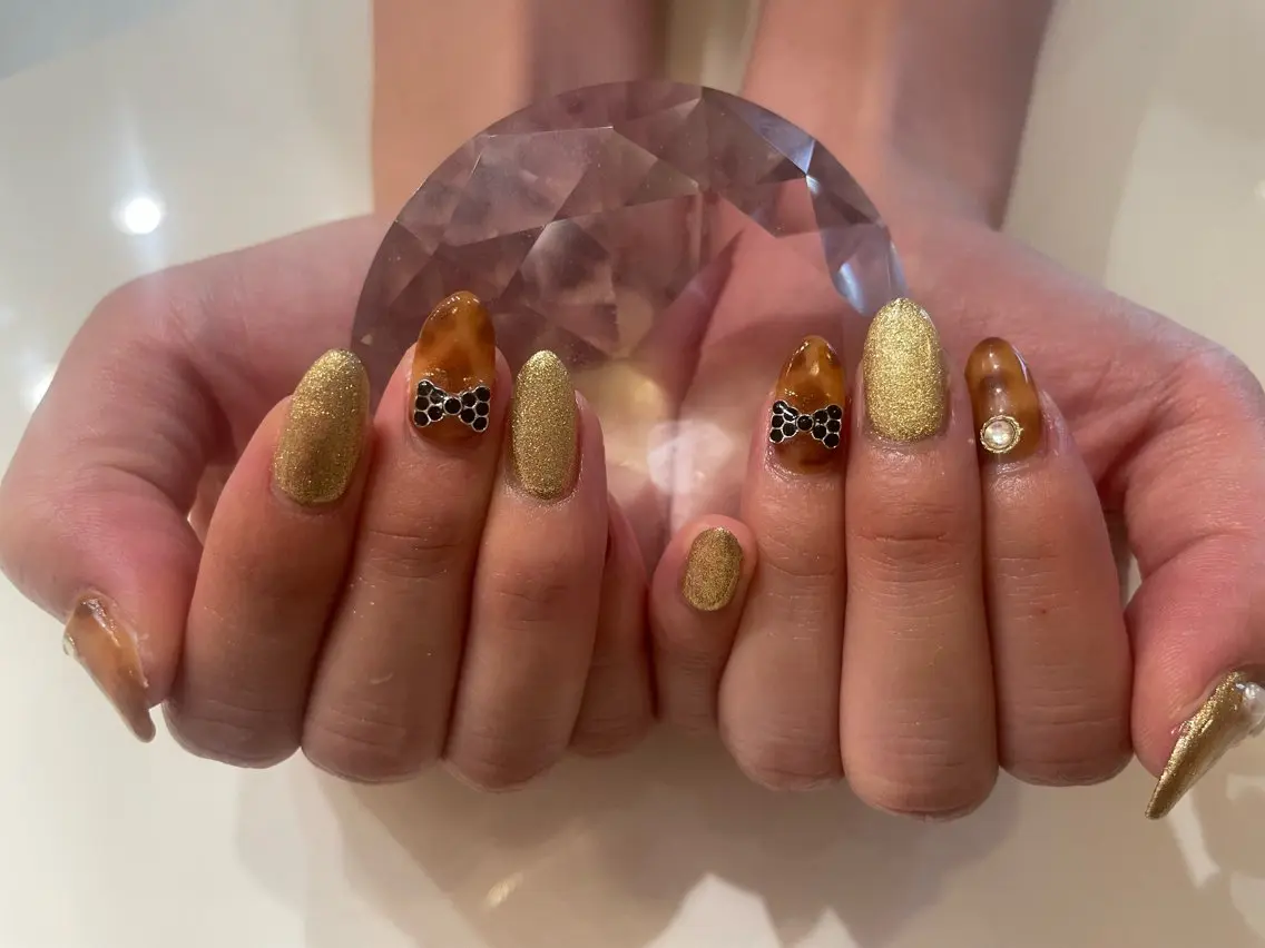 ネイル ♡ビジュール♡ NAIL &まつ毛のマツエク・マツパデザイン