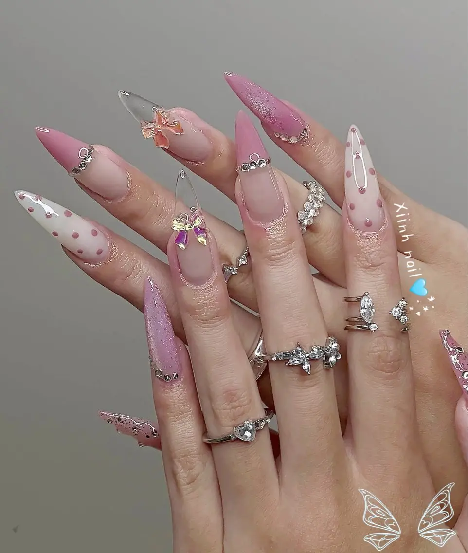 ネイル ブラウン チークネイル 桜ネイル 長さ出し フットネイル ハンドネイル XIINH NAIL SALONのネイルデザイン