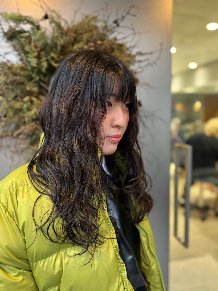 ロング カット パーマ 柳川 ことねのヘアスタイル