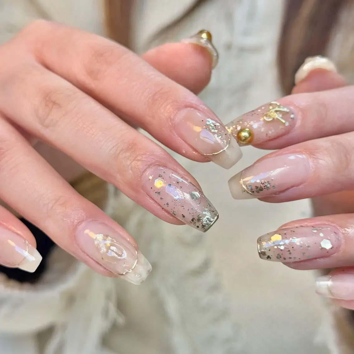 ネイル ジェルネイル ニュアンスネイル パラジェル リボン ワンホンネイル nailroom amyのネイルデザイン