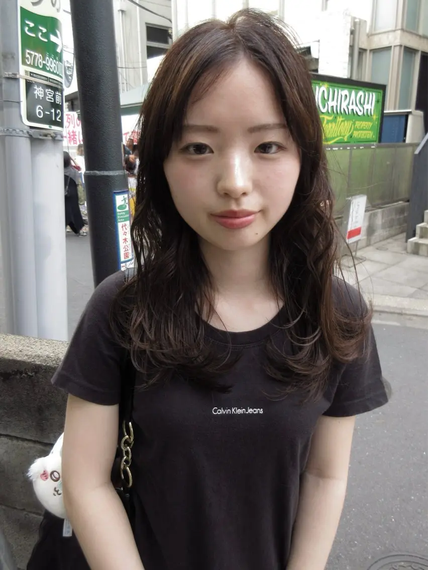 ミディアム カラー ヘアカラー トリートメント 赤み消しカラー/ ナチュラル/トモキのヘアスタイル