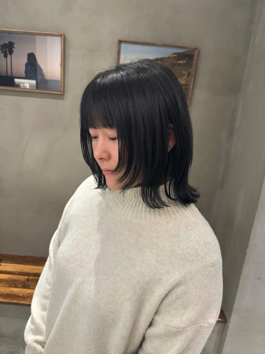 セミロング 新宿/顔周りカット +レイヤー＝しずく♩のヘアスタイル