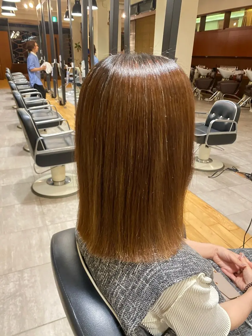 ミディアム 酸性ストレート 縮毛矯正 西出 Nishideのヘアスタイル