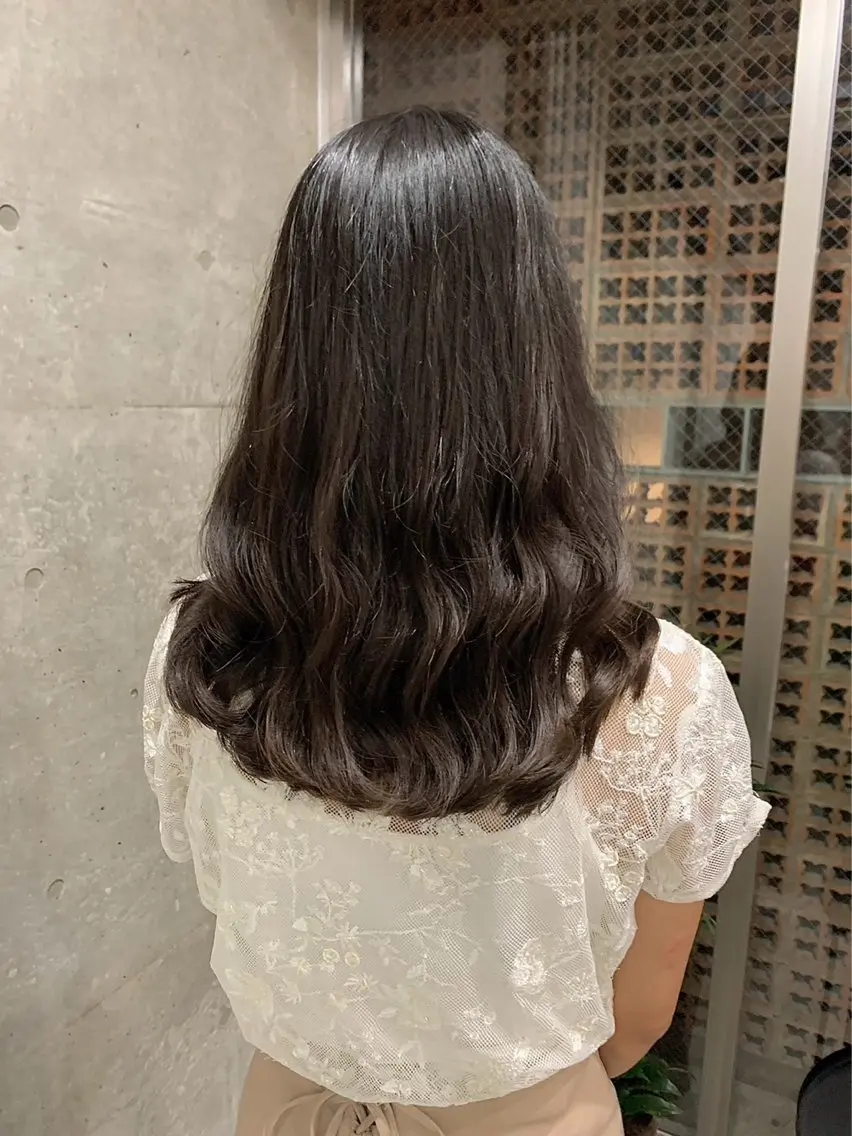 セミロング カラー パーマ カット ヘアカラー 表参道🌿赤み消し カラー/チナツのヘアスタイル