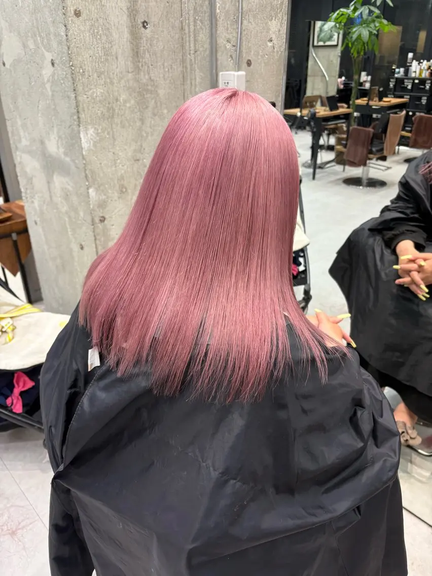 ロング カラー カット ヘアカラー KAEDE🌺Wカ ラー/ホワイトカラーのヘアスタイル